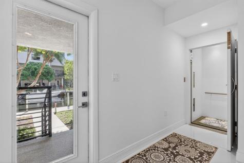 196 SE 4th Terrace Pompano Beach FL 33060