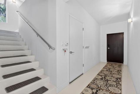 196 SE 4th Terrace Pompano Beach FL 33060