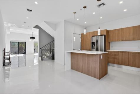 196 SE 4th Terrace Pompano Beach FL 33060