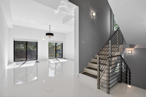 196 SE 4th Terrace Pompano Beach FL 33060