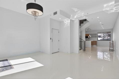 196 SE 4th Terrace Pompano Beach FL 33060