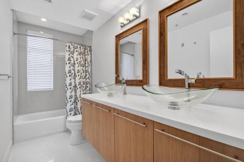 196 SE 4th Terrace Pompano Beach FL 33060