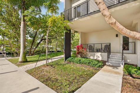 196 SE 4th Terrace Pompano Beach FL 33060