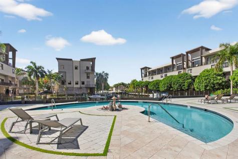 196 SE 4th Terrace Pompano Beach FL 33060
