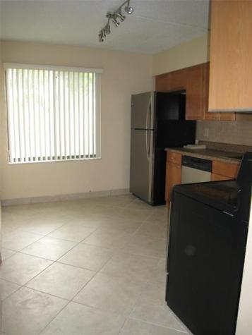 9501 NW 2nd Place Coral Springs FL 33071