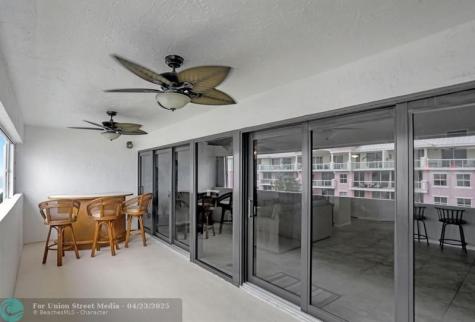 330 SE 20 Avenue Deerfield Beach FL 33441