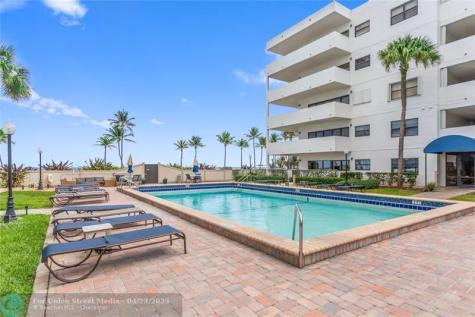 330 SE 20 Avenue Deerfield Beach FL 33441