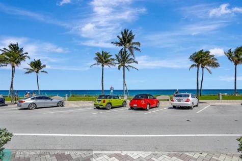 330 SE 20 Avenue Deerfield Beach FL 33441