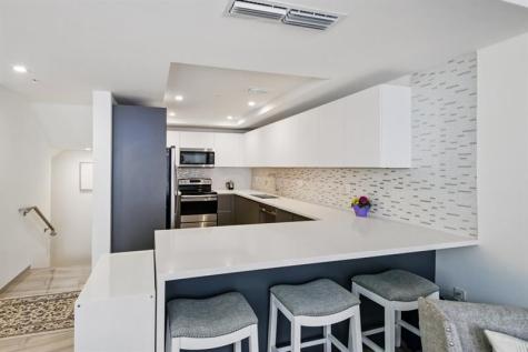 700 NE 14th Avenue Fort Lauderdale FL 33304