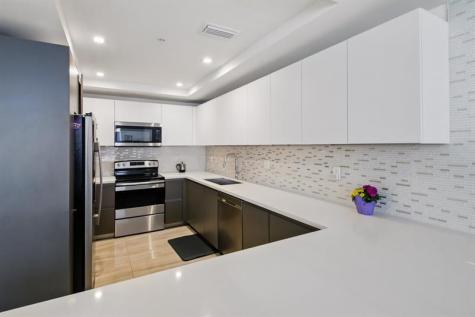 700 NE 14th Avenue Fort Lauderdale FL 33304