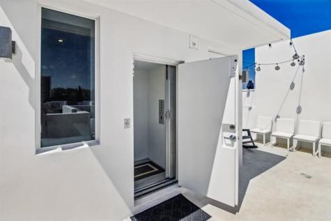 700 NE 14th Avenue Fort Lauderdale FL 33304