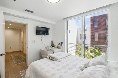 700 NE 14th Avenue Fort Lauderdale FL 33304