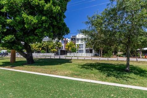 700 NE 14th Avenue Fort Lauderdale FL 33304