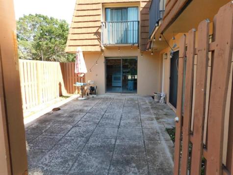 2545 Camelot Court Hollywood FL 33026