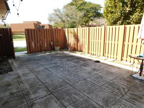 2545 Camelot Court Hollywood FL 33026