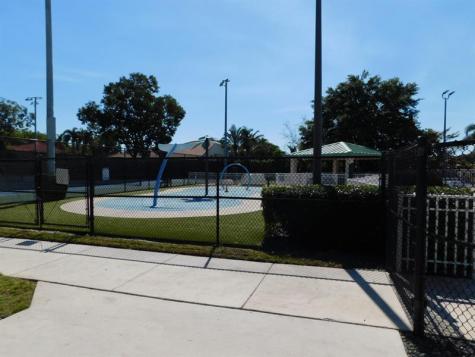 2545 Camelot Court Hollywood FL 33026