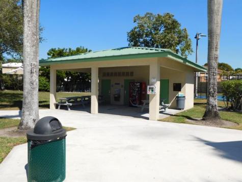 2545 Camelot Court Hollywood FL 33026