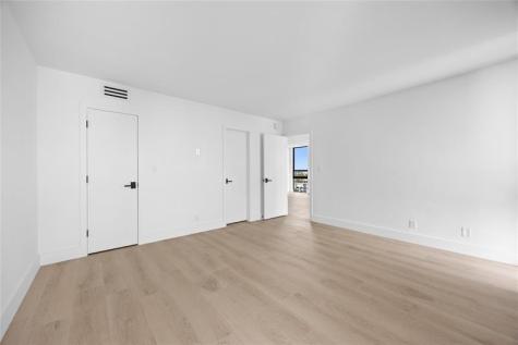 4800 E Bayview Drive Fort Lauderdale FL 33308