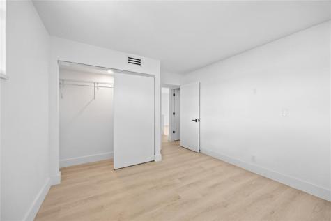 4800 E Bayview Drive Fort Lauderdale FL 33308