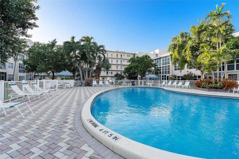 1481 S Ocean Boulevard Lauderdale By The Sea FL 33062