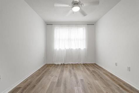 8520 NW 139th Terrace Miami Lakes FL 33016