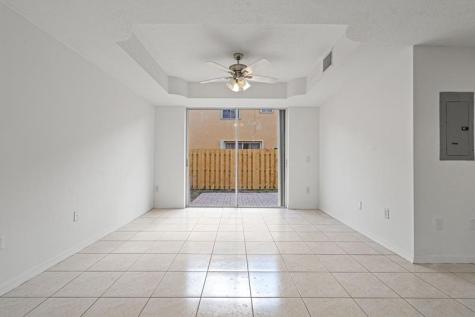 8520 NW 139th Terrace Miami Lakes FL 33016