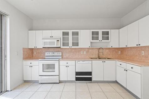 8520 NW 139th Terrace Miami Lakes FL 33016