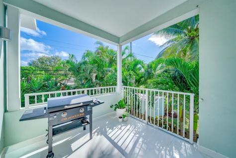1112 NE 17th Way Fort Lauderdale FL 33304