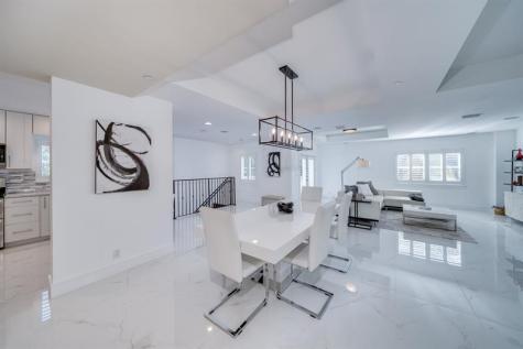 1112 NE 17th Way Fort Lauderdale FL 33304