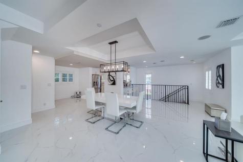 1112 NE 17th Way Fort Lauderdale FL 33304