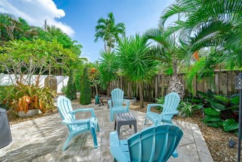 1112 NE 17th Way Fort Lauderdale FL 33304