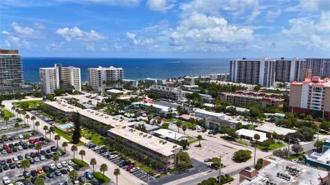 3200 NE 7th Court Pompano Beach FL 33062