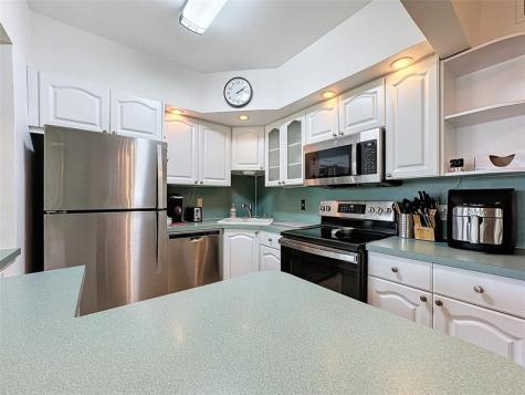 3200 NE 7th Court Pompano Beach FL 33062