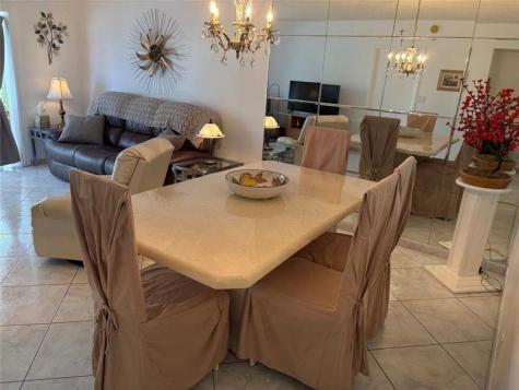 Lauderdale Lakes FL 33319