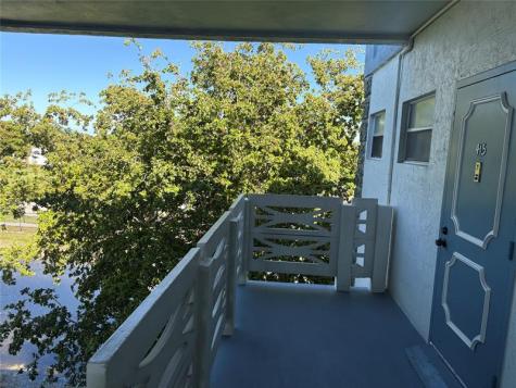 Lauderdale Lakes FL 33319