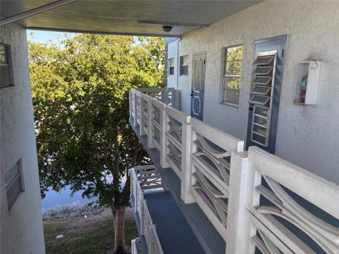 Lauderdale Lakes FL 33319