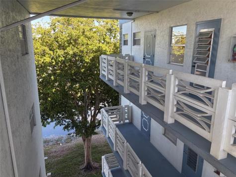 Lauderdale Lakes FL 33319