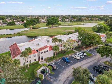7410 Woodmont Terrace Tamarac FL 33321