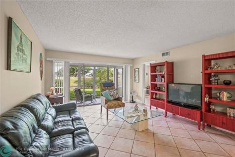 7410 Woodmont Terrace Tamarac FL 33321