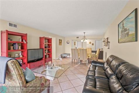 7410 Woodmont Terrace Tamarac FL 33321