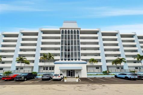 3051 NE 48th Street Fort Lauderdale FL 33308