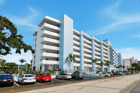 3051 NE 48th Street Fort Lauderdale FL 33308