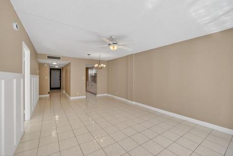 4898 NW 29th Court Lauderdale Lakes FL 33313
