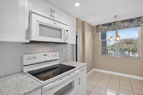 4898 NW 29th Court Lauderdale Lakes FL 33313