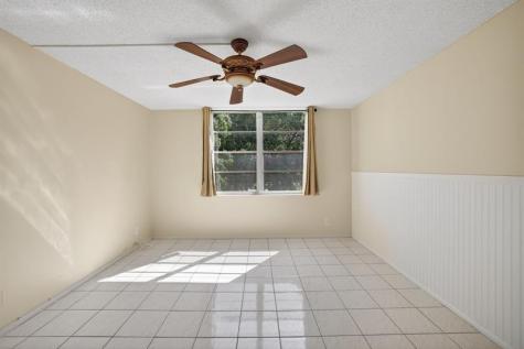4898 NW 29th Court Lauderdale Lakes FL 33313