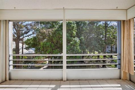 4898 NW 29th Court Lauderdale Lakes FL 33313