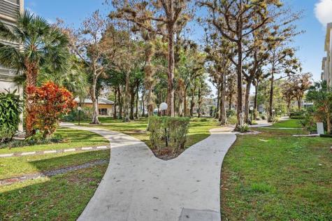 4898 NW 29th Court Lauderdale Lakes FL 33313