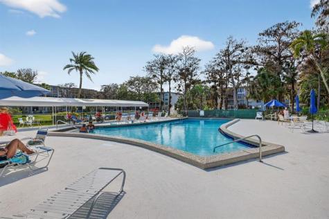 4898 NW 29th Court Lauderdale Lakes FL 33313