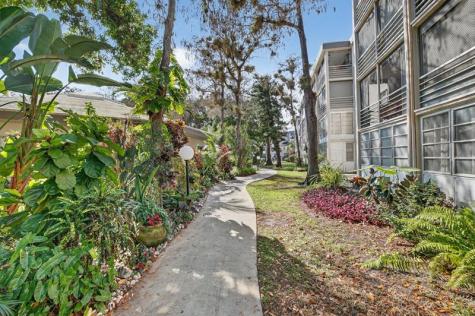 4898 NW 29th Court Lauderdale Lakes FL 33313