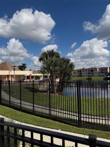 2950 W Sunrise Lakes Drive Fort Lauderdale FL 33322